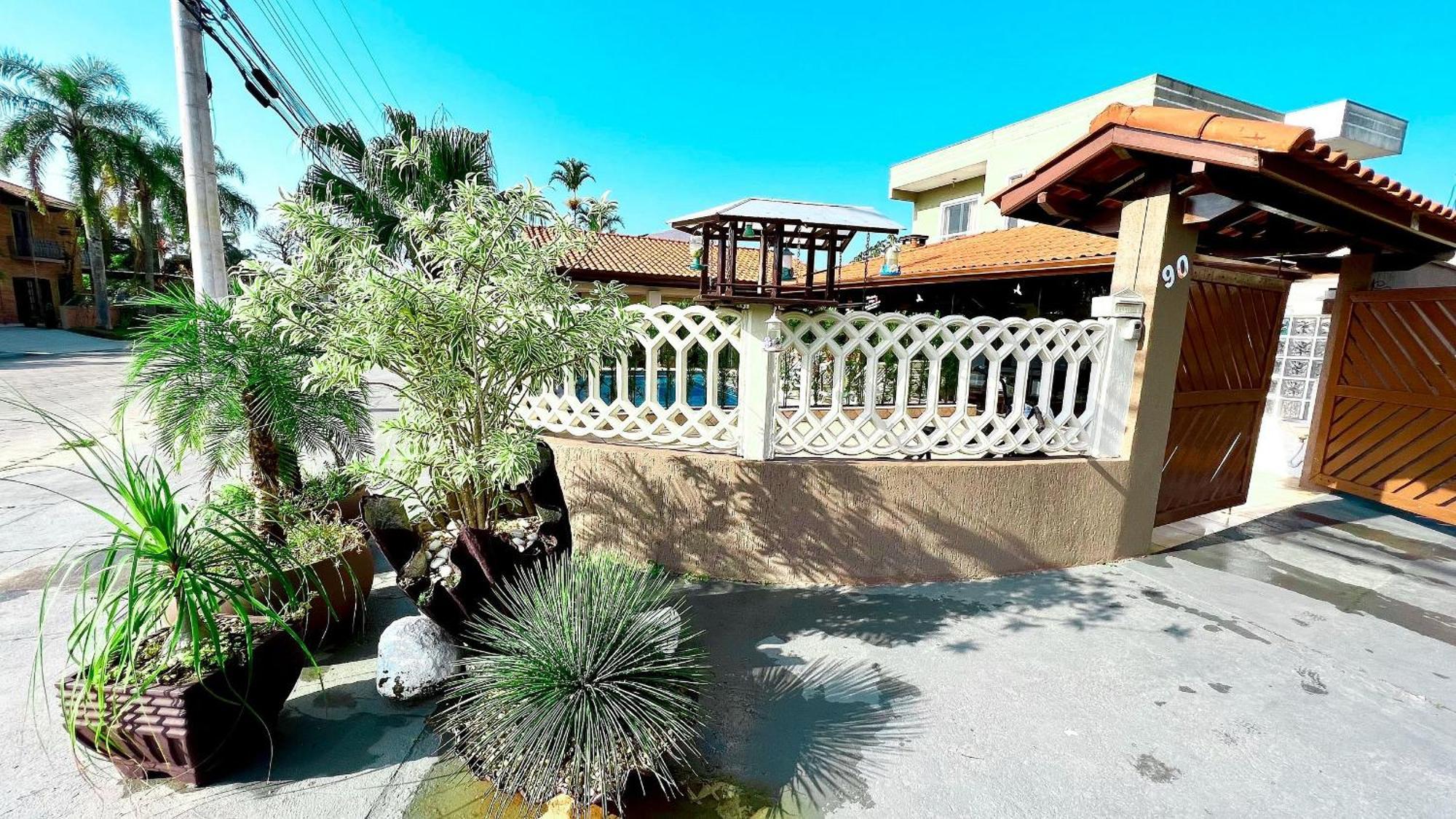 Praia/Piscina Com Hidro /Pebolim/Sinuca E Wi-Fi Caraguatatuba Bagian luar foto